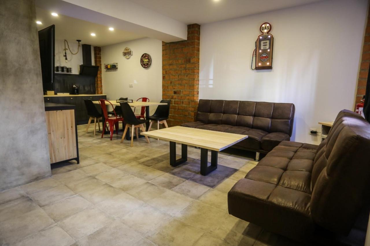 Apartamento Ohana Con Aparcamiento Gratuito, A 3 Minutos A Pie Del Teatro