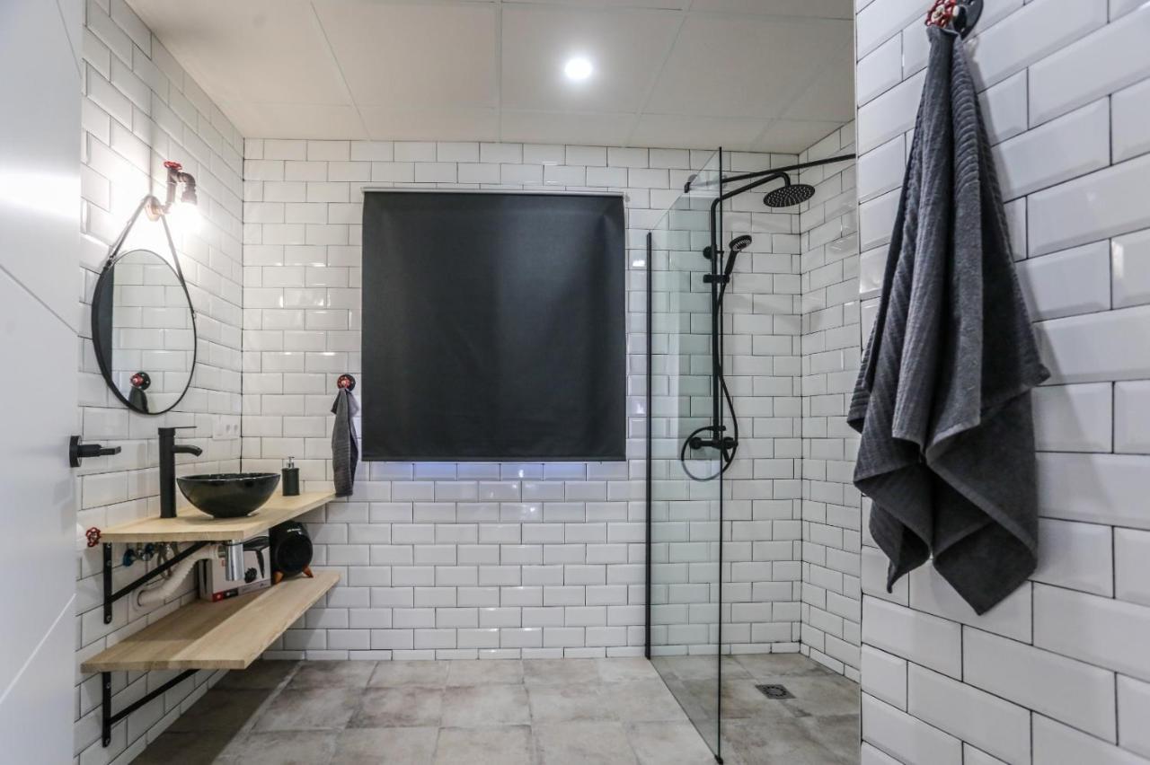 Apartamento Ohana Con Aparcamiento Gratuito, A 3 Minutos A Pie Del Teatro